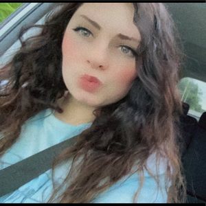 Meet your Posher, Faith